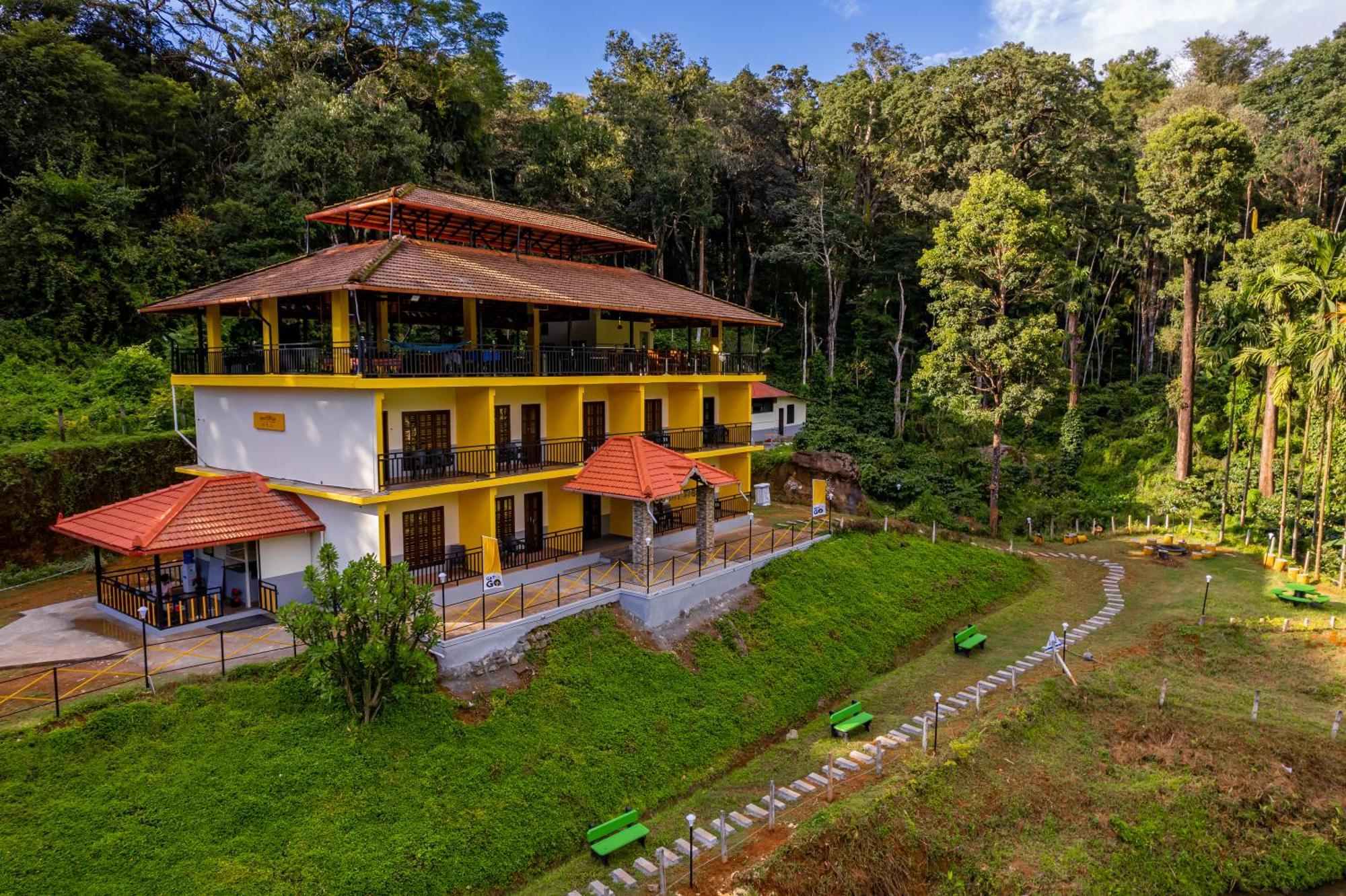 The Hosteller Coorg Rainforest, Madikeri Buitenkant foto